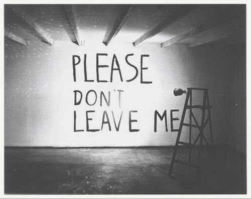 please dont leave me